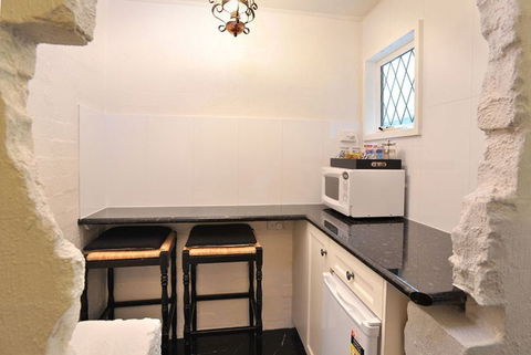 Adeline Bed & Breakfast - Kalgoorlie Accommodation 12