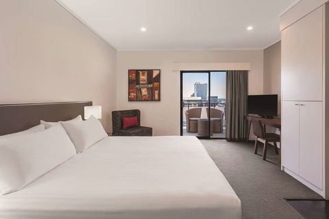 Adina Apartment Hotel Barrack Plaza - Kalgoorlie Accommodation 10
