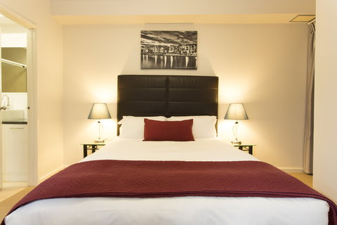 Regal Apartments - Kalgoorlie Accommodation 5