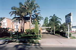 Avaleen Lodge Motor Inn - Kalgoorlie Accommodation 0