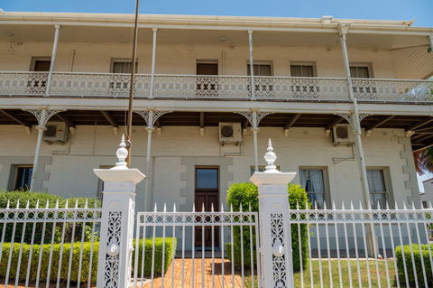 Denison Boutique Hotel - Kalgoorlie Accommodation 2