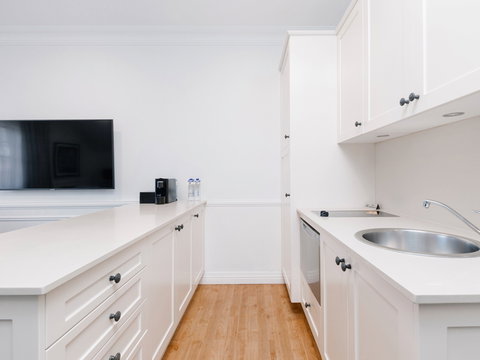 Grand Mercure The Hills Lodge - Kalgoorlie Accommodation 11