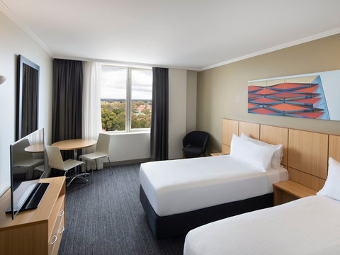Mercure Sydney Bankstown - Kalgoorlie Accommodation 12