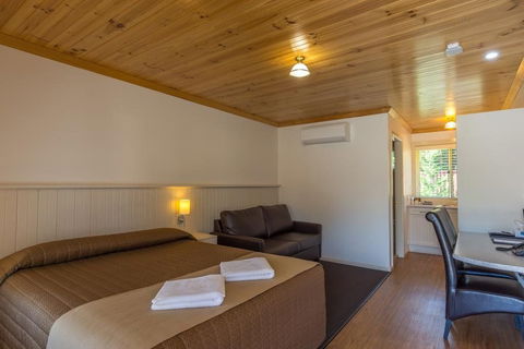 Black Gold Country Cabins and Motel - Kalgoorlie Accommodation 4