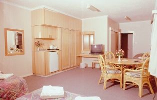 The Abbott Boutique Hotel - Kalgoorlie Accommodation 3