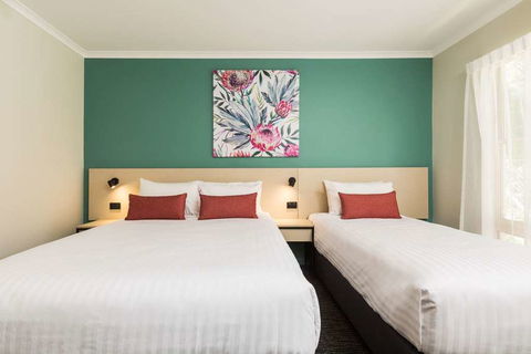 NIghtcap At Balaclava Hotel - Kalgoorlie Accommodation 14