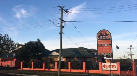 Across Country Motel & Svcd Apts - Kalgoorlie Accommodation 0
