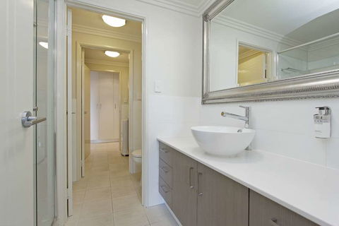 Zappeion Apartments - Kalgoorlie Accommodation 2