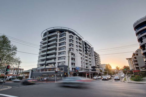 Adina Apartment Hotel Wollongong - Kalgoorlie Accommodation 2