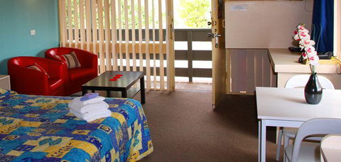Jetty Motel - Kalgoorlie Accommodation 0