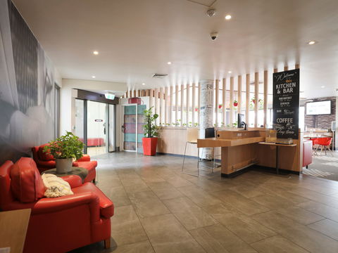 Ibis Sydney Airport - Kalgoorlie Accommodation 0