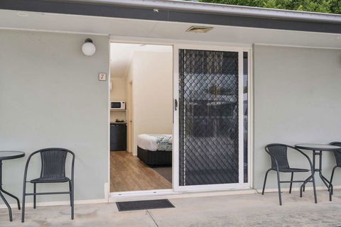 Caboolture Central Motor Inn, SureStay Collection - Kalgoorlie Accommodation 12