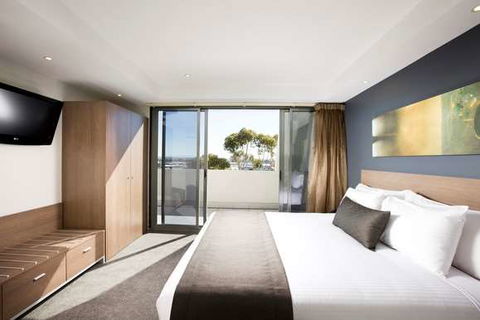 Mantra Tullamarine Hotel - Kalgoorlie Accommodation 1