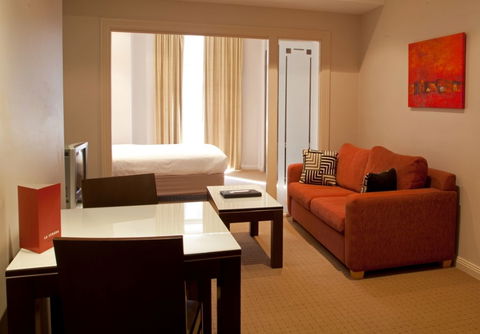 Quality Apartments Adelaide Central - Kalgoorlie Accommodation 1