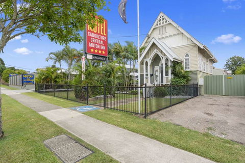 Caboolture Central Motor Inn, SureStay Collection - Kalgoorlie Accommodation 0