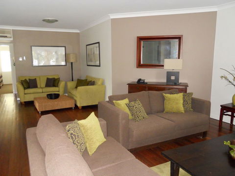 BeachView Apartments at Villa Paradiso - Kalgoorlie Accommodation 2