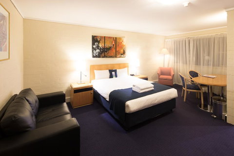 Ibis Styles Canberra - Kalgoorlie Accommodation 3