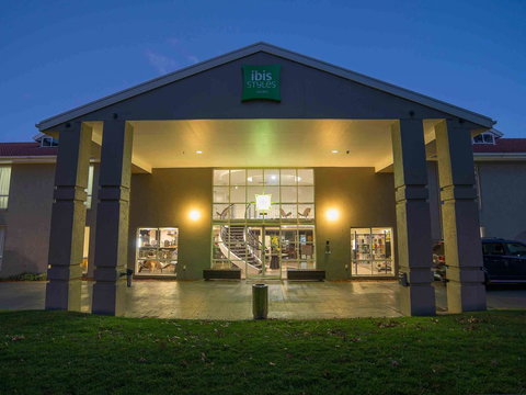 Ibis Styles Canberra - Kalgoorlie Accommodation 0