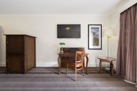 Mercure Canberra - Kalgoorlie Accommodation 12