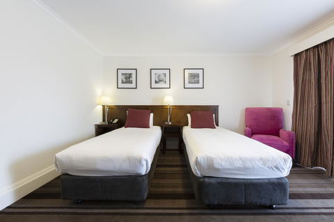 Mercure Canberra - Kalgoorlie Accommodation 9