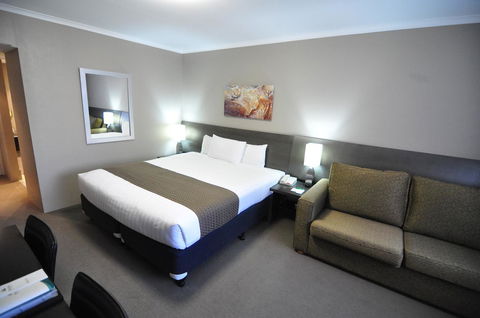 Pavilion On Northbourne - Kalgoorlie Accommodation 19