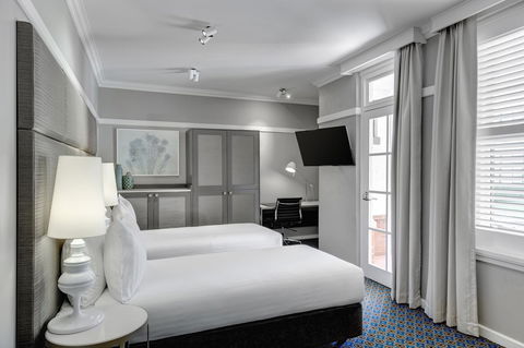 Hotel Kurrajong Canberra - Kalgoorlie Accommodation 4