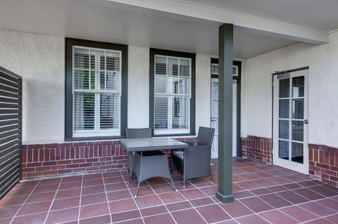 Hotel Kurrajong Canberra - Kalgoorlie Accommodation 8