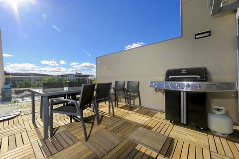 Mode 220 Braddon ACT - Kalgoorlie Accommodation 9