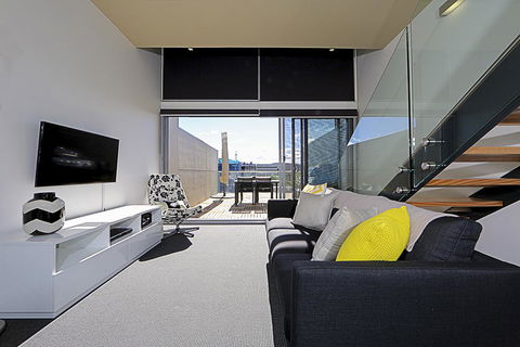 Mode 220 Braddon ACT - Kalgoorlie Accommodation 0