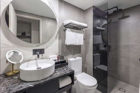 Deco Hotel Canberra - Kalgoorlie Accommodation 6