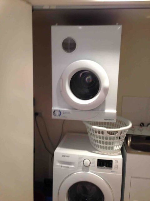 Spacious 1BR Stylish New Acton Apartment +Parking - Kalgoorlie Accommodation 24