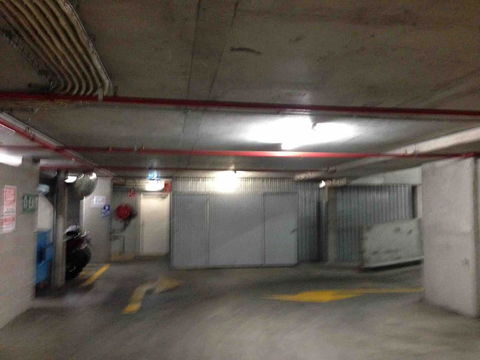 Spacious 1BR Stylish New Acton Apartment +Parking - Kalgoorlie Accommodation 7