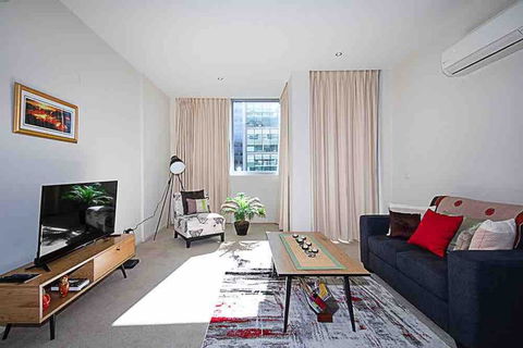 Spacious 1BR Stylish New Acton Apartment +Parking - Kalgoorlie Accommodation 20