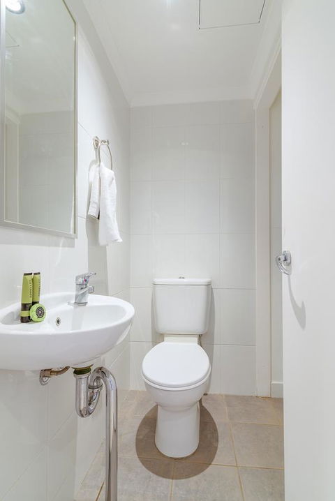 ALLARA CANBERRA - Kalgoorlie Accommodation 12