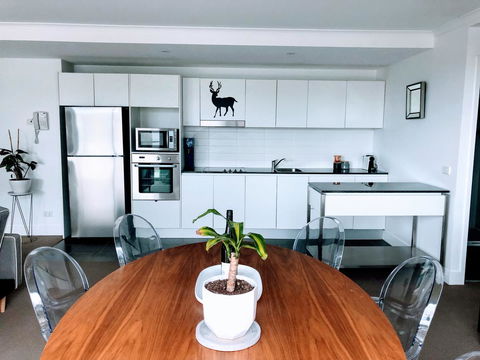 Staying Places - The Avenue - Kalgoorlie Accommodation 7