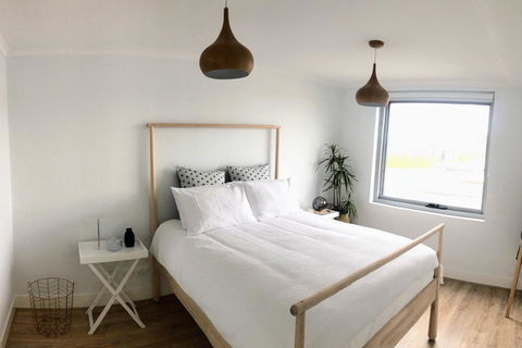 Staying Places - The Avenue - Kalgoorlie Accommodation 10