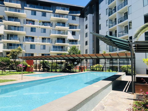 Staying Places - The Avenue - Kalgoorlie Accommodation 3