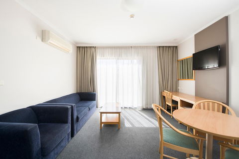 The Woden Hotel - Kalgoorlie Accommodation 15