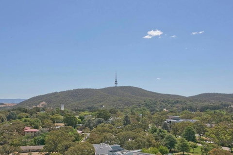 Canberra Luxury Apartment 3 - Kalgoorlie Accommodation 28