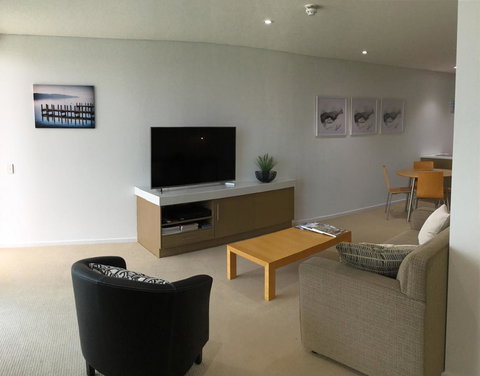 Wallaroo Marina Waterfront Luxe Apartment - Kalgoorlie Accommodation 6