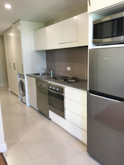 Beachside Luxury Apartments One & Two Bedroom In Beachfront Oaks Pier Building - Kalgoorlie Accommodation 21