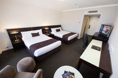 Hotel Grand Chancellor Adelaide - Kalgoorlie Accommodation 1