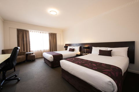 Hotel Grand Chancellor Adelaide - Kalgoorlie Accommodation 2