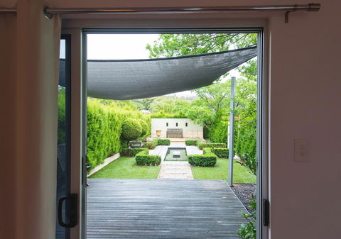 S T U D I O 22 Peaceful Retreat With Garden Views - Kalgoorlie Accommodation 12