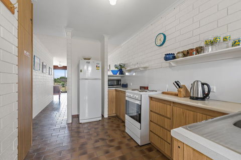 Sun & Surf Aldinga Beach Apartment - Kalgoorlie Accommodation 7