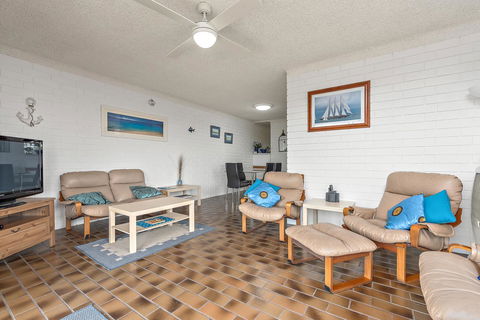 Sun & Surf Aldinga Beach Apartment - Kalgoorlie Accommodation 2