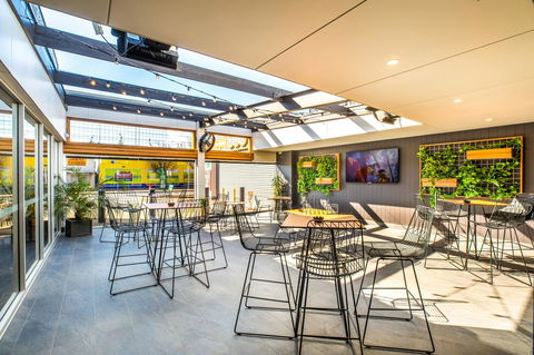 Nightcap At Finsbury Hotel - Kalgoorlie Accommodation 8