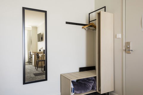 Nightcap At Finsbury Hotel - Kalgoorlie Accommodation 2