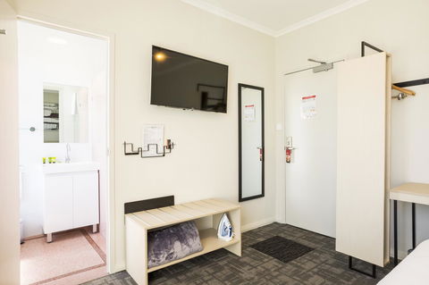 Nightcap At Finsbury Hotel - Kalgoorlie Accommodation 20