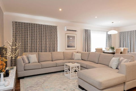 Boutique Getaway On Wright - Kalgoorlie Accommodation 3